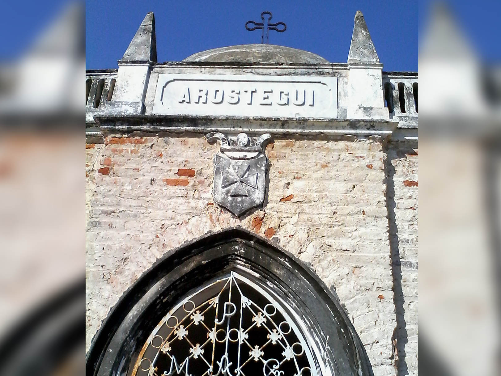 Un recorrido por las calles de la eternidad VI - Mario Arostegui